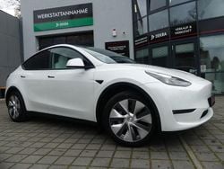Weiß Gebraucht 2023 Tesla Model Y SUV | 36.800 € (Fairer Preis)
