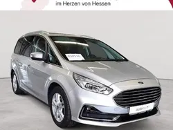Silber Gebraucht 2021 Ford Galaxy Titanium Van / Kleinbus | 26.789 € (Guter Preis)