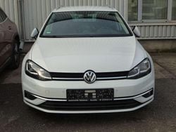Pure white Gebraucht 2018 VW Golf VII Highline Kombi | 14.900 € (Fairer Preis)