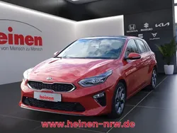 Rot Gebraucht 2018 Kia Ceed Spirit Limousine | 16.909 € (Fairer Preis)