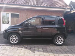 Schwarz Gebraucht 2017 Fiat Panda Lounge Kleinwagen | 5.500 € (Fairer Preis)