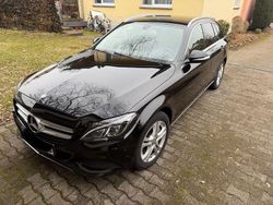 Schwarz Gebraucht 2015 Mercedes C250 Avantgarde Limousine | 14.500 € (Fairer Preis)