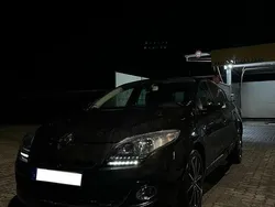 Braun Gebraucht 2013 Renault Mégane III Bose Edition Limousine | 4.900 € (Guter Preis)