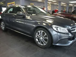 Grau Gebraucht 2016 Mercedes C180 Avantgarde Limousine | 17.980 € (Guter Preis)
