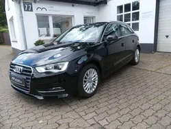 Schwarz Gebraucht 2015 Audi A3 Ambiente Limousine | 12.990 € (Fairer Preis)