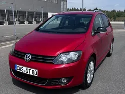 Rot Gebraucht 2011 VW Golf Plus Style Van / Kleinbus | 6.490 € (Fairer Preis)