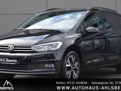 Deep black perleffekt Gebraucht 2022 VW Touran Comfortline Van / Kleinbus | 34.900 € (Teuer)
