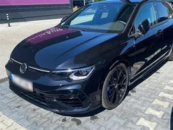 Schwarz Gebraucht 2022 VW Golf VIII R Kombi | 39.800 € (Etwas zu teuer)