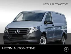Silber Gebraucht 2025 Mercedes Vito Van / Kleinbus | 38.295 € (Fairer Preis)