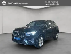 Onyx schwarzmetallic 717 Gebraucht 2024 Volvo XC40 SUV | 34.400 € (Superpreis)