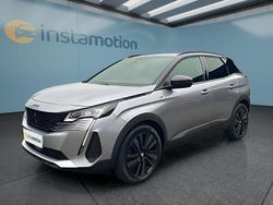 Grau Gebraucht 2023 Peugeot 3008 Van / Kleinbus | 30.499 € (Teuer)