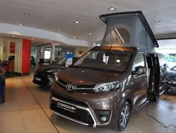 Barriquebraun Neu 2025 Toyota Proace Verso Kombi | 61.900 €
