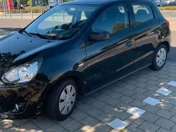 Schwarz Gebraucht 2014 Mitsubishi Space Star Plus Kleinwagen | 3.100 € (Fairer Preis)