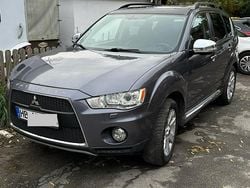Grau Gebraucht 2010 Mitsubishi Outlander SUV | 6.999 € (Teuer)