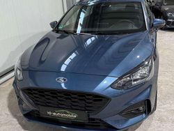 Blau Gebraucht 2021 Ford Focus ST-Line Kombi | 19.299 € (Fairer Preis)