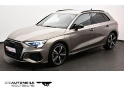 Karatbeige metallic (metallic) Gebraucht 2022 Audi A3 Sportback e-tron Kleinwagen | 27.190 € (Etwas zu teuer)