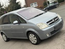Silber Gebraucht 2004 Opel Meriva Van / Kleinbus | 2.350 € (Fairer Preis)