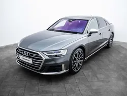 Grau Gebraucht 2021 Audi S8 Limousine | 68.899 € (Fairer Preis)