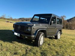 Schwarz Gebraucht 1991 Mercedes G300 Classic SUV | 34.463 €