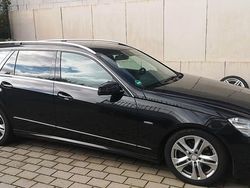 Schwarz Gebraucht 2012 Mercedes 220 Avantgarde Kombi | 6.899 € (Superpreis)