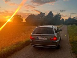 Grau Gebraucht 2005 BMW 316 Kombi | 1.600 €