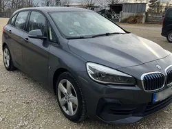 Grau Gebraucht 2019 BMW 225 Active Tourer Van / Kleinbus | 14.000 € (Guter Preis)
