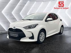 Weiß Gebraucht 2023 Toyota Yaris Hybrid Comfort Kleinwagen | 17.950 € (Superpreis)