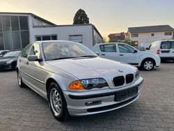 Silber Gebraucht 1999 BMW 318 Limousine | 2.950 € (Etwas zu teuer)