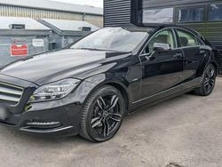 Schwarz Gebraucht 2012 Mercedes CLS350 Coupé | 11.111 € (Etwas zu teuer)