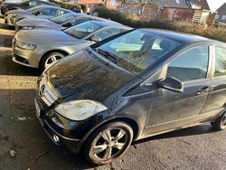 Schwarz Gebraucht 2009 Mercedes A160 Avantgarde Van / Kleinbus | 990 €