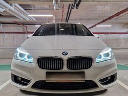 Weiß Gebraucht 2017 BMW 218 Gran Tourer Luxury Line Van / Kleinbus | 10.500 € (Superpreis)
