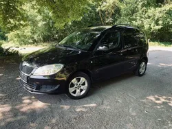Schwarz Gebraucht 2012 Skoda Roomster Kombi | 6.300 € (Fairer Preis)