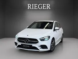 Weiß Gebraucht 2024 Mercedes B180 AMG Van / Kleinbus | 31.755 € (Fairer Preis)