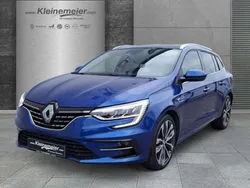 Stahlblau Gebraucht 2021 Renault Mégane GrandTour Intens Kombi | 19.690 € (Teuer)