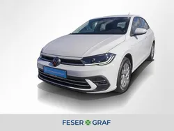 Pure white Gebraucht 2024 VW Polo Style Limousine | 20.880 € (Guter Preis)