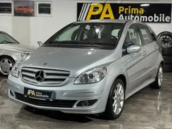 Silber Gebraucht 2006 Mercedes B200 Van / Kleinbus | 6.499 € (Fairer Preis)