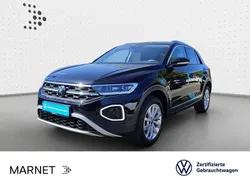 Deep black perleffekt Gebraucht 2024 VW T-Roc Style SUV | 28.989 € (Guter Preis)