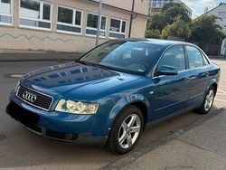 Blau Gebraucht 2002 Audi A4 Limousine | 1.490 € (Guter Preis)