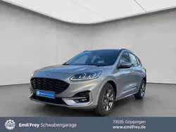 Solar silver metallic Gebraucht 2023 Ford Kuga ST-Line SUV | 24.440 € (Superpreis)