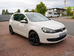 Weiß Gebraucht 2009 VW Golf VI Trendline Kombi | 6.999 € (Teuer)