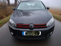 Schwarz Gebraucht 2010 VW Golf VI Kleinwagen | 3.700 €