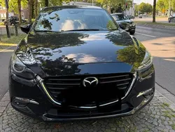 Schwarz Gebraucht 2018 Mazda 3 Limousine | 10.999 € (Guter Preis)