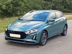 Mangrove green Neu 2025 Hyundai i20 Trend Kleinwagen | 22.890 € (Fairer Preis)