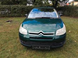 Grün Gebraucht 2006 Citroën C4 Limousine | 1.700 €