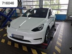Weiß Gebraucht 2023 Tesla Model Y SUV | 31.350 € (Guter Preis)