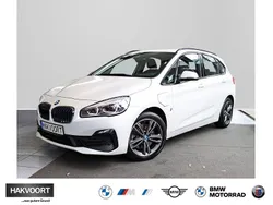 Mineralweiß metallic Gebraucht 2018 BMW 225 Performance Van / Kleinbus | 16.980 € (Fairer Preis)