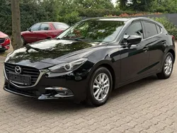 Schwarz Gebraucht 2017 Mazda 3 Exclusive-Line Limousine | 12.660 € (Etwas zu teuer)