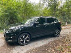 Schwarz Gebraucht 2020 Nissan Qashqai Tekna SUV | 19.500 € (Fairer Preis)