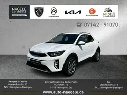 Weiß Gebraucht 2024 Kia Stonic Spirit SUV | 20.800 € (Fairer Preis)