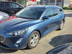 Blau Gebraucht 2020 Ford Focus Cool & Connect Kombi | 12.999 € (Guter Preis)